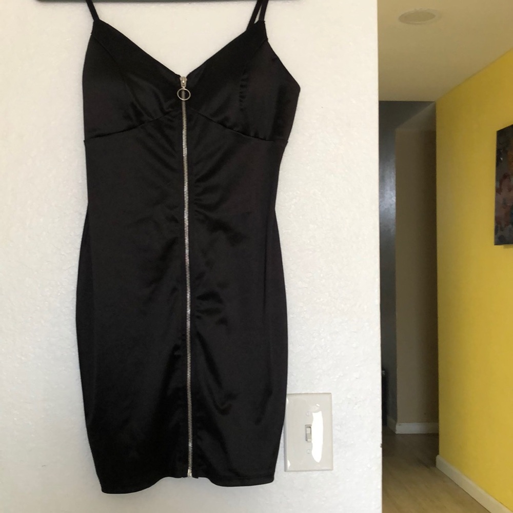 Sexy satin black dress with zipper in front